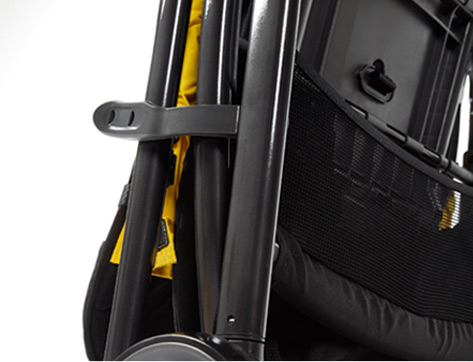 The Mamas & Papas Armadillo is quick and easy to fold away afteruse and open up when needed.