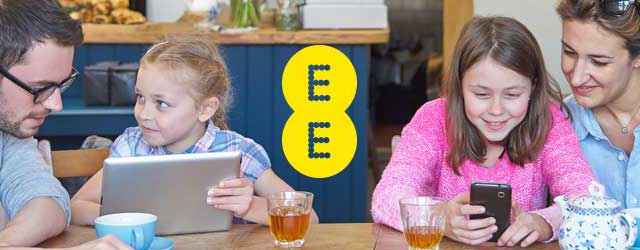 EE.