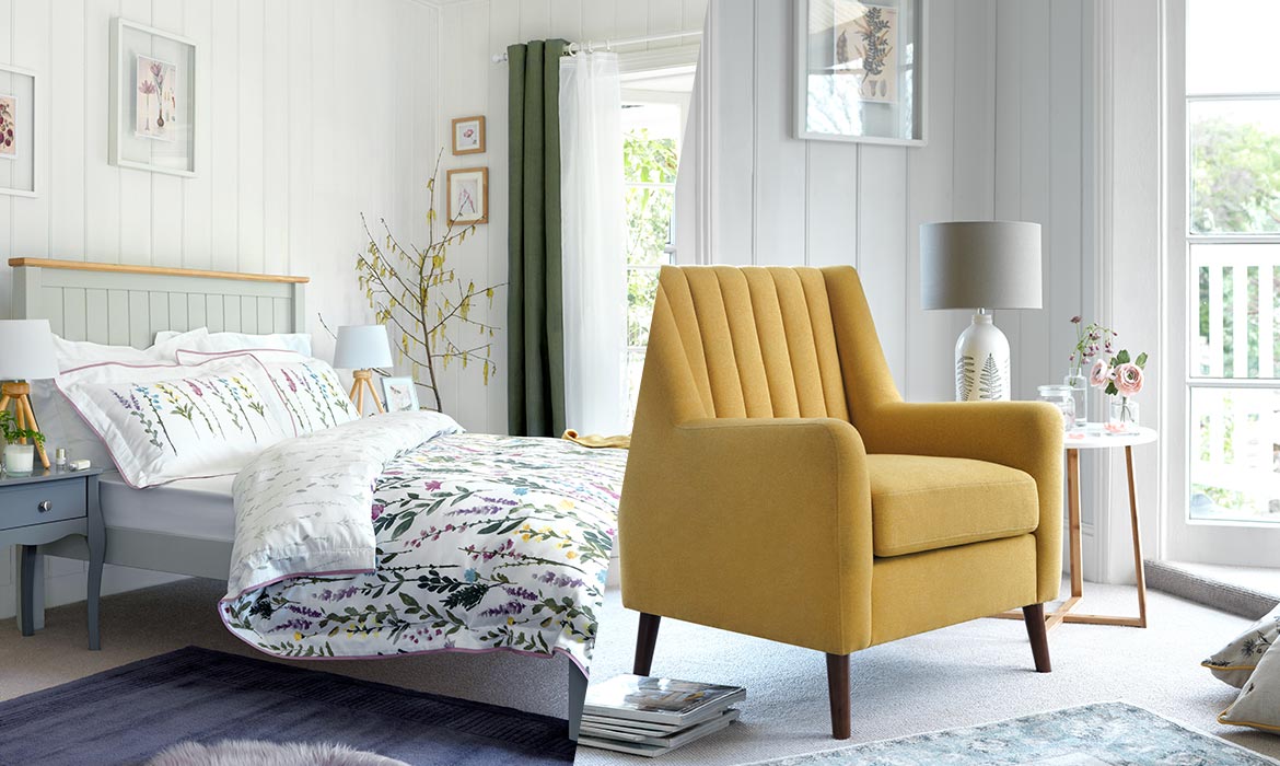 Botanist bedroom and living room.
